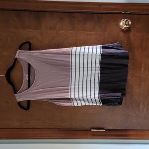 Gently-used, Maurices 24/7 Sleeveless Blouse, Purple, White and Gray, Size 1X